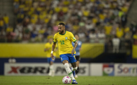 Imagem do artigo CBF confirma lesão de Neymar e craque pode perder início da Copa do Mundo
