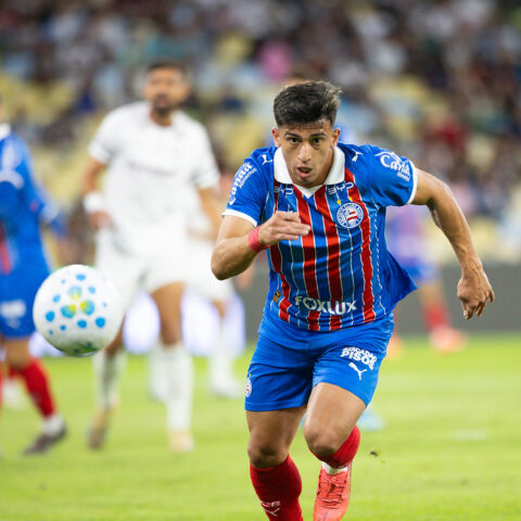 Imagem do artigo Em amistoso fraco e marcado por polêmicas da arbitragem, Bahia perde para o Fluminense