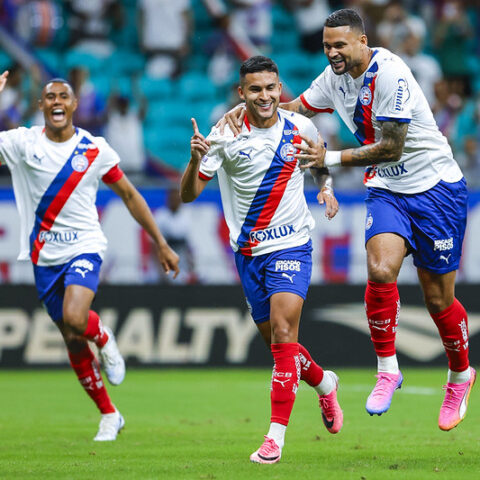Imagem do artigo Bahia vence a Chapecoense, cola no G-4 e retoma o Brasileirão com autoridade