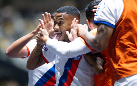 Imagem do artigo Bahia reage, busca empate com o Atlético-MG e fecha o turno no G-6 do Brasileirão