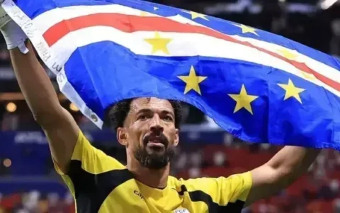 Imagem do artigo Após brilhar na Copa do Mundo, Vozinha acerta com gigante sul-americano