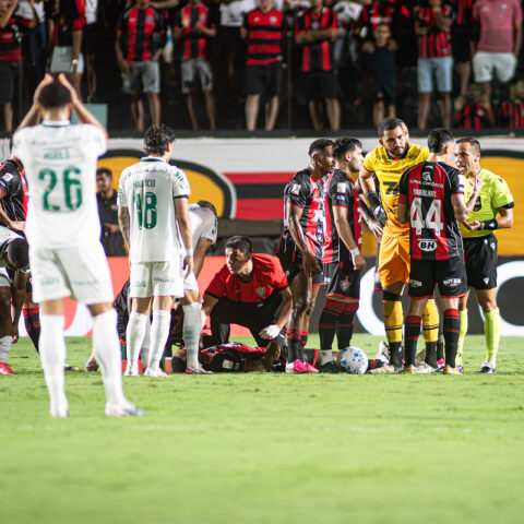 Imagem do artigo STJD denuncia envolvidos em Vitória x Palmeiras e marca julgamento