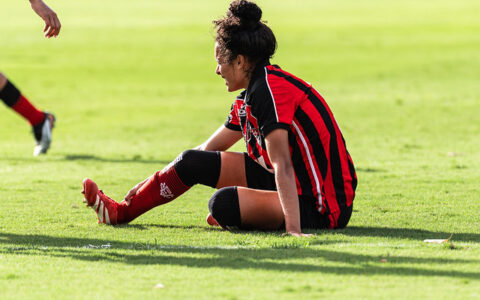 Imagem do artigo Vitória perde para o Santos no Barradão e acaba rebaixado no Brasileirão Feminino