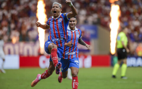 Imagem do artigo Bahia vira sobre o Internacional em jogo de cinco gols e entra no G-5 do Brasileirão