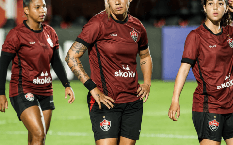 Imagem do artigo Vitória sofre revés diante do São Paulo e vê situação ficar ainda mais difícil