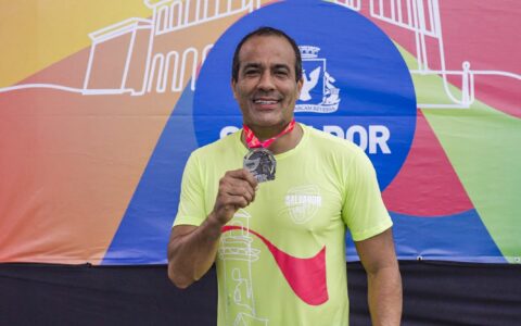 Imagem do artigo Bruno Reis encara Maratona Salvador e destaca força do evento